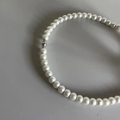 Pearl Wine Holder